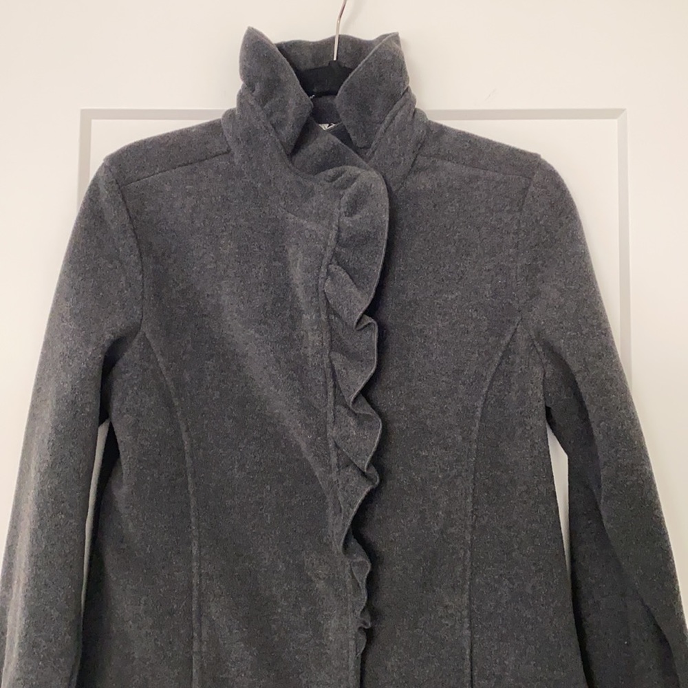 Grey jacket - Picture 3 of 3